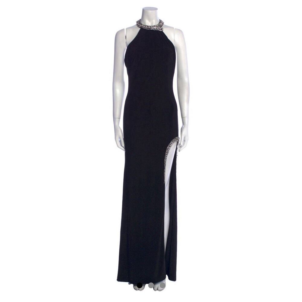 Mac DuggalHigh Slit Halter Gown with Rhinestone Accents Size 8 NWOT $398 - Picture 4 of 16